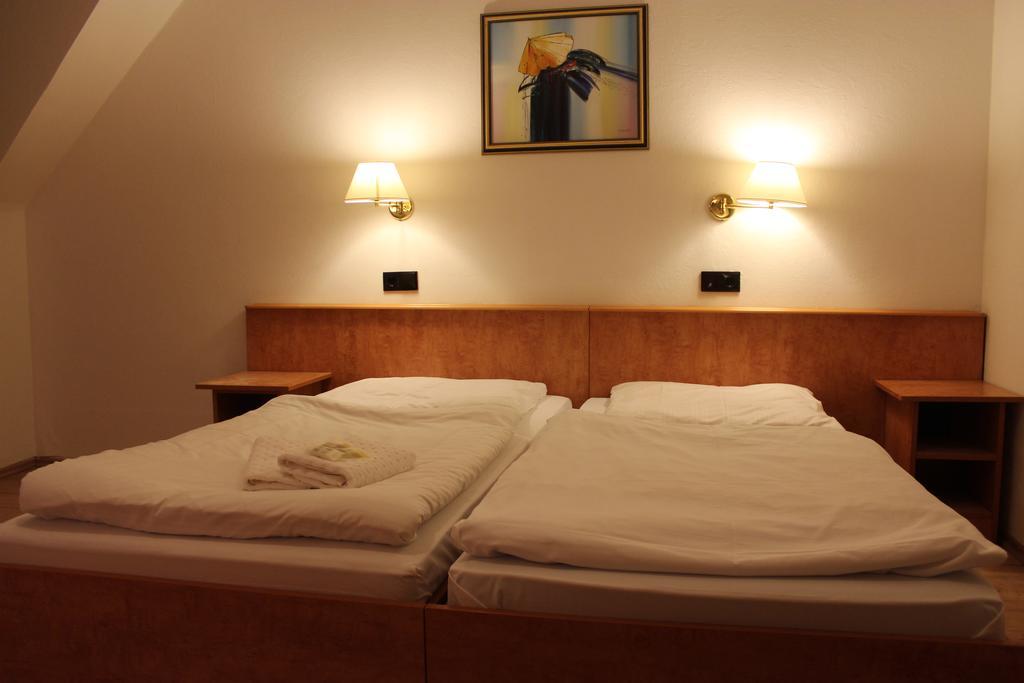 Hotel Gaya Bad Soden am Taunus Cameră foto